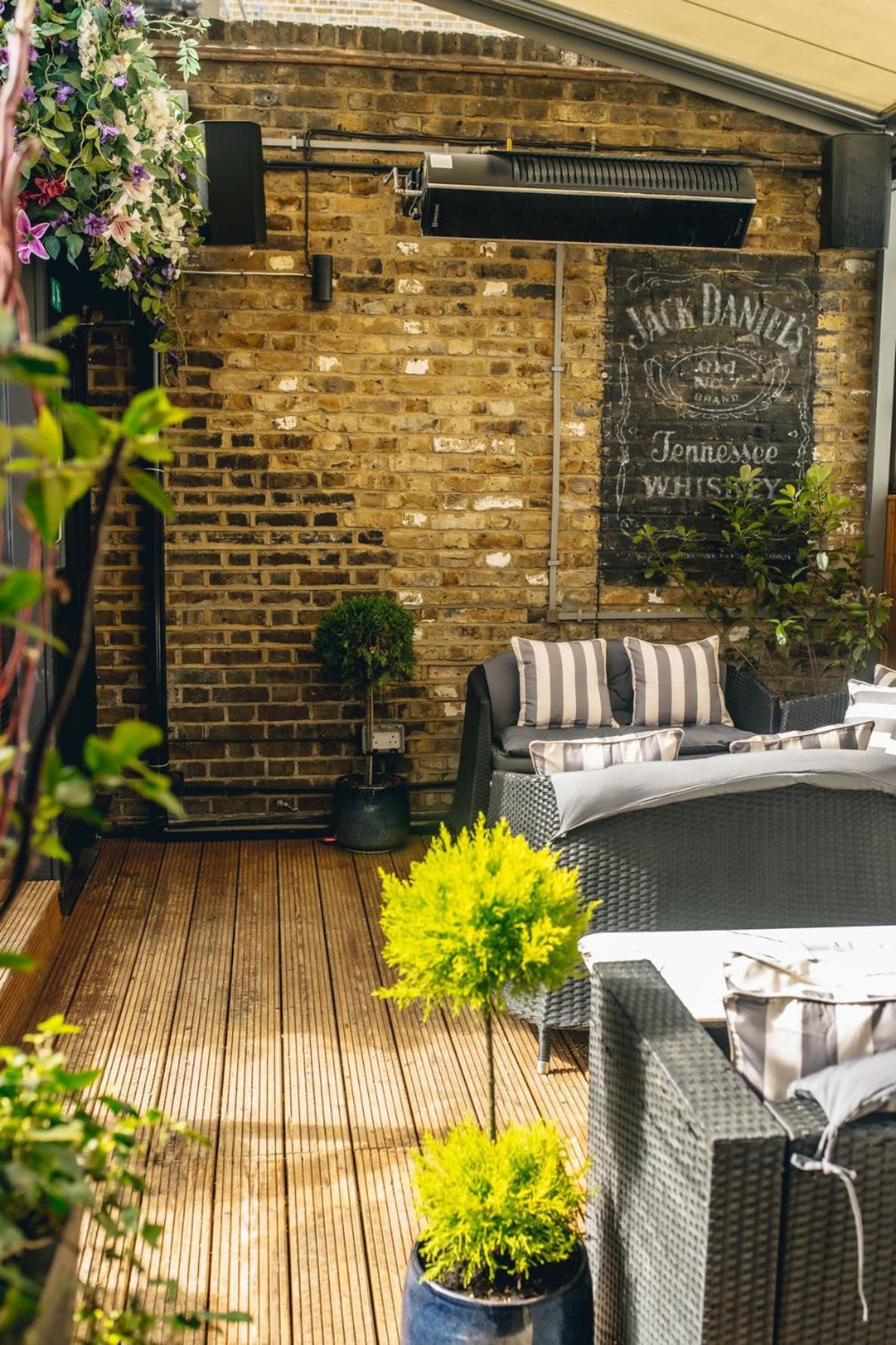Karma Sanctum Soho Hotel Londra Exterior foto